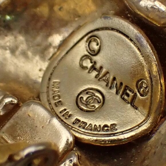 CHANEL Logo Matelasse Dangle Bow Earrings Clip-On GHW France - Picture 10 of 10